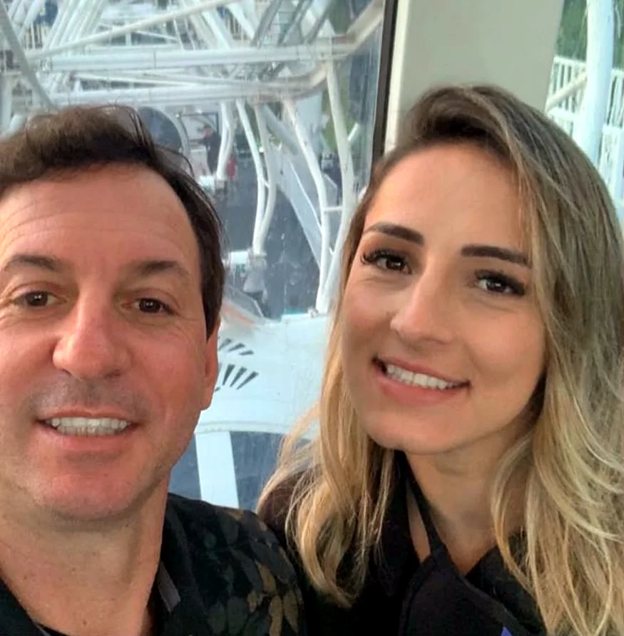 Edmundo e Mônica, donos da Edmundo Diversões Náuticas